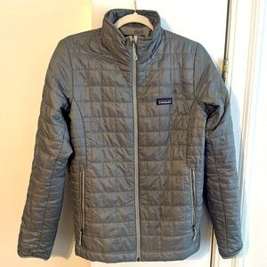 Patagonia women’s jacket size medium gray